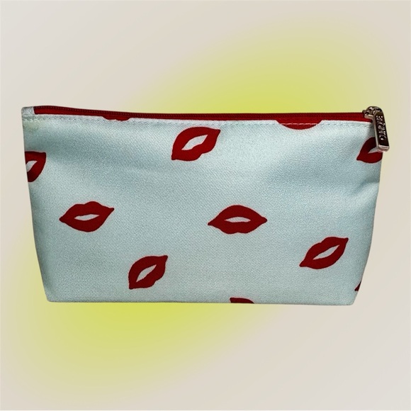 Clinique x Kate Spade New York Cosmetic Bag – Red Lip Print Cosmetic Bag - Picture 2 of 5